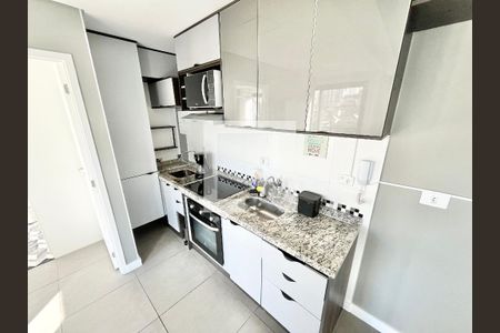 Sala/Cozinha de apartamento para alugar com 2 quartos, 52m² em Santana, São Paulo