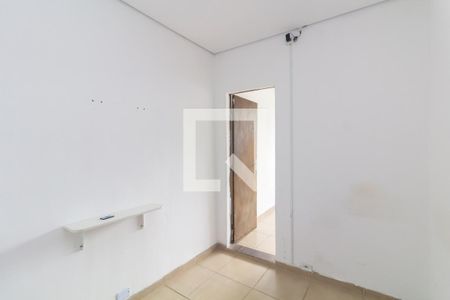 Quarto 2 de casa para alugar com 2 quartos, 180m² em Parque Dom Joao Neri, São Paulo