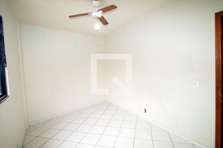 Quarto 2 de apartamento para alugar com 2 quartos, 60m² em Vila Kosmos, Rio de Janeiro