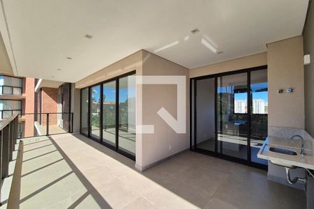 Varanda da Sala  de apartamento à venda com 4 quartos, 243m² em Jardim das Paineiras, Campinas