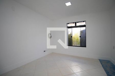 Quarto  de casa de condomínio à venda com 4 quartos, 350m² em Sh Contagem, Brasília
