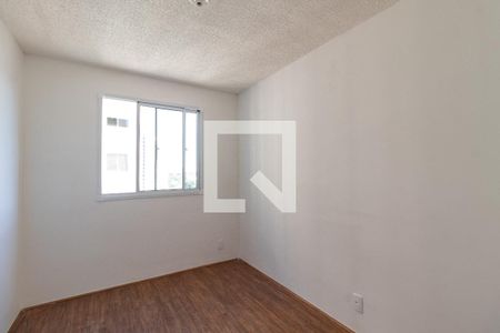 Suíte de apartamento para alugar com 1 quarto, 25m² em Parque Industrial Tomas Edson, São Paulo