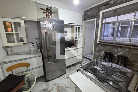 Cozinha de apartamento para alugar com 1 quarto, 68m² em Canto do Forte, Praia Grande