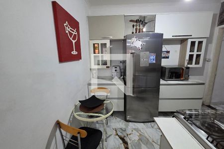 Cozinha de apartamento para alugar com 1 quarto, 68m² em Canto do Forte, Praia Grande