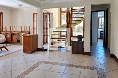 Sala 1 de casa à venda com 4 quartos, 350m² em Serra Grande, Niterói