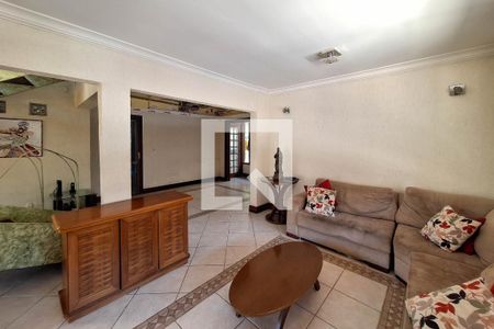 Sala 1 de casa à venda com 4 quartos, 350m² em Serra Grande, Niterói
