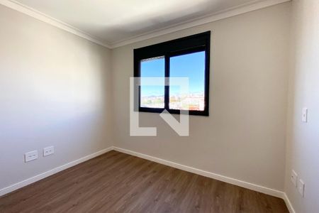Quarto 1 de apartamento para alugar com 1 quarto, 42m² em Santa Tereza, Belo Horizonte