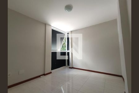 QUARTO 1 de apartamento para alugar com 2 quartos, 98m² em Costazul, Rio das Ostras