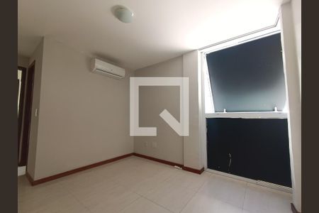 QUARTO 1 de apartamento para alugar com 2 quartos, 98m² em Costazul, Rio das Ostras