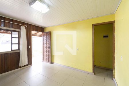 Casa à venda com 4 quartos, 150m² em Mathias Velho, Canoas