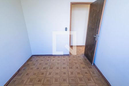 quarto 1 de apartamento para alugar com 3 quartos, 77m² em Vila Cloris, Belo Horizonte