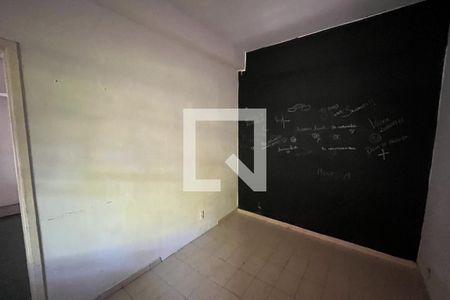 Quarto 2 de casa à venda com 3 quartos, 700m² em Jardim Guanabara, Rio de Janeiro