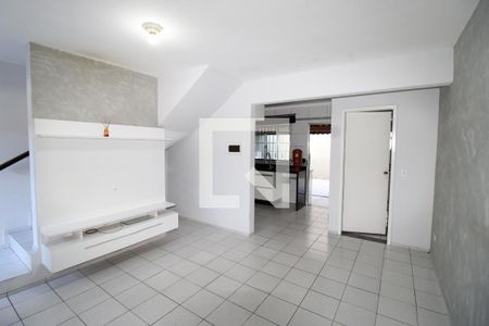 Casa à venda com 2 quartos, 84m² em Jardim Helena, São Paulo
