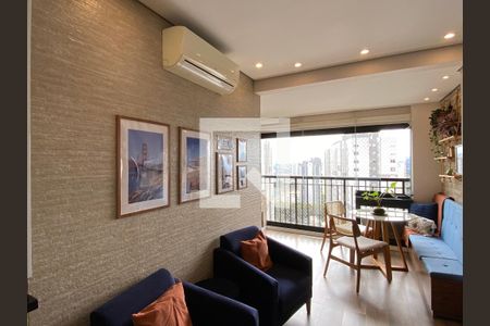 Sala de apartamento para alugar com 2 quartos, 78m² em Continental, Osasco