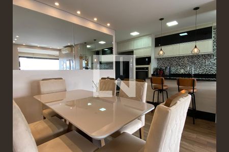 Sala  de apartamento para alugar com 2 quartos, 78m² em Continental, Osasco