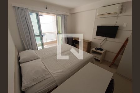 SALA E QUARTO de kitnet/studio para alugar com 1 quarto, 30m² em Praia Campista, Macaé