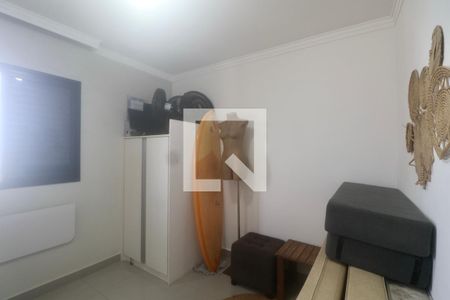 Quarto de apartamento para alugar com 2 quartos, 65m² em Jardim Las Palmas, Guarujá