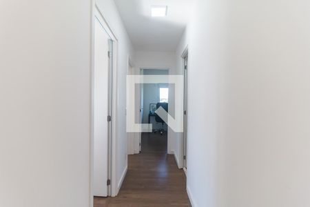 Corredor de apartamento para alugar com 3 quartos, 75m² em Jardim Sao Pedro, Mogi das Cruzes