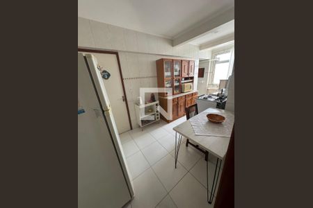Cozinha de apartamento para alugar com 2 quartos, 75m² em Centro, Pelotas