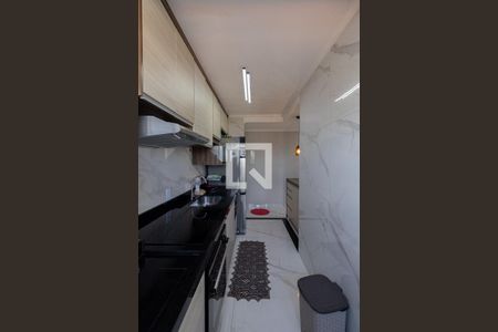 Cozinha e Área de Serviço de apartamento à venda com 2 quartos, 50m² em Vila Paranagua, São Paulo