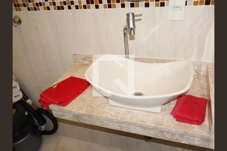 Banheiro suíte 1 de casa à venda com 2 quartos, 85m² em Vila Alpina, São Paulo