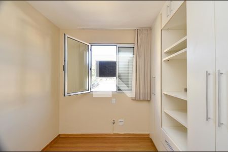 Quarto 1 de apartamento à venda com 3 quartos, 130m² em Esplanada, Belo Horizonte