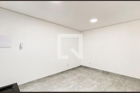 Sala/cozinha  de casa de condomínio para alugar com 2 quartos, 60m² em Vila Marieta, São Paulo