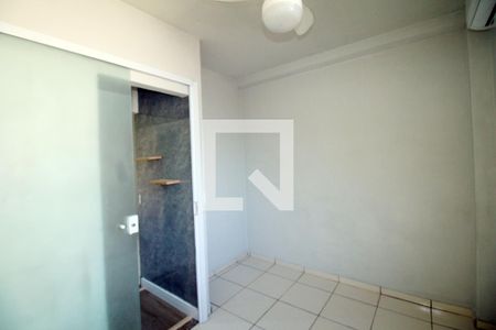 Quarto 1 de apartamento para alugar com 2 quartos, 50m² em Irajá, Rio de Janeiro