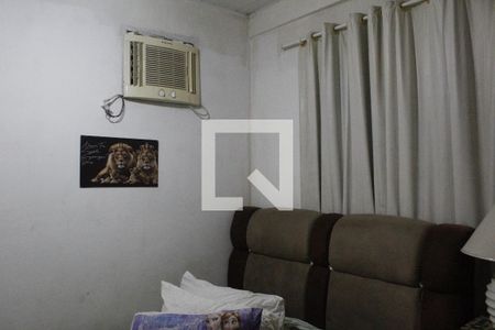 Quarto 1 de casa para alugar com 7 quartos, 160m² em Taquara, Rio de Janeiro