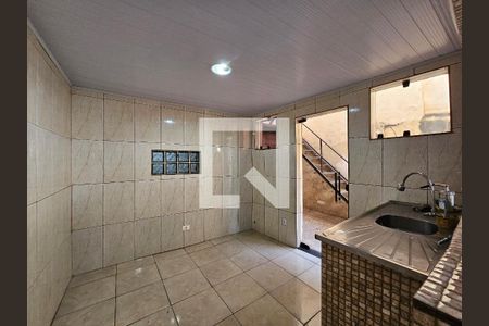 Cozinha de casa para alugar com 2 quartos, 67m² em Cabuís, Nilópolis