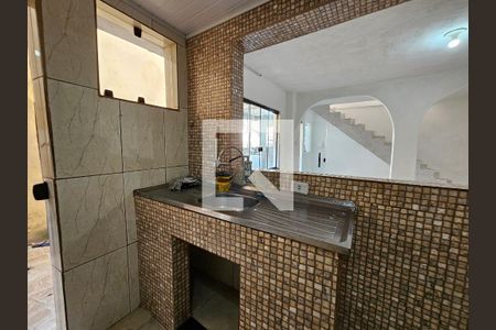 Cozinha de casa para alugar com 2 quartos, 67m² em Cabuís, Nilópolis