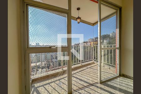 Apartamento para alugar com 2 quartos, 71m² em Centro, Rio de Janeiro