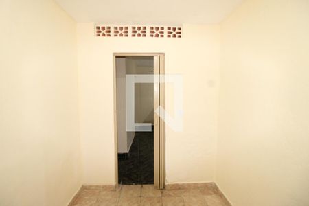 quarto 1 de casa para alugar com 3 quartos, 64m² em Vila Marilena, São Paulo