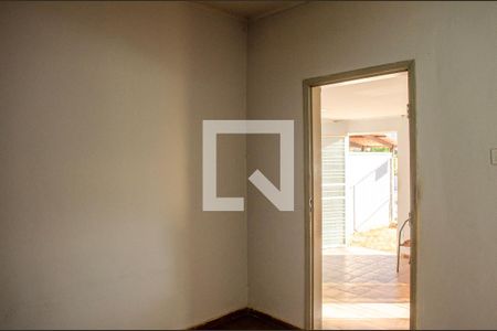 Casa à venda com 7 quartos, 400m² em Setor Leste Universitário, Goiânia