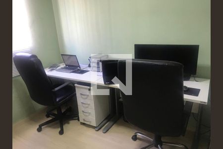 Quarto de apartamento à venda com 2 quartos, 45m² em Jardim Santa Teresinha, São Paulo
