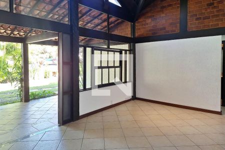 Sala de casa à venda com 5 quartos, 311m² em Itacoatiara, Niterói