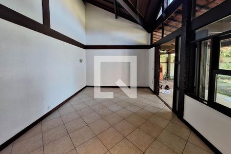 Sala de casa à venda com 5 quartos, 311m² em Itacoatiara, Niterói