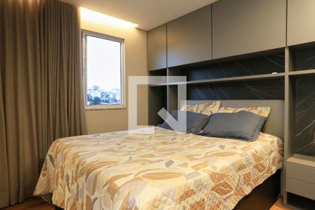 Suíte de apartamento à venda com 3 quartos, 150m² em Sagrada Família, Belo Horizonte