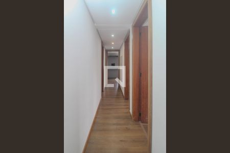 corredor de apartamento para alugar com 3 quartos, 83m² em Tristeza, Porto Alegre