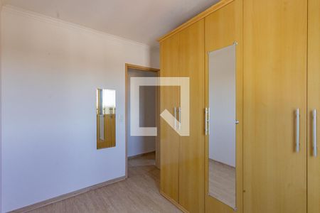 Quarto 1 de apartamento para alugar com 2 quartos, 48m² em Vila Liviero, São Paulo