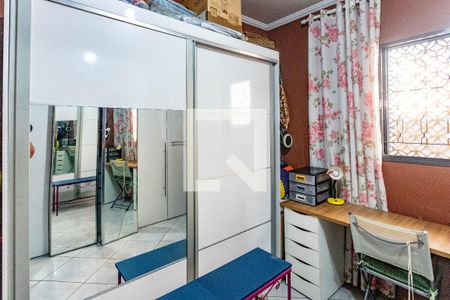 Quarto 2 de casa à venda com 3 quartos, 290m² em Taboão, Diadema