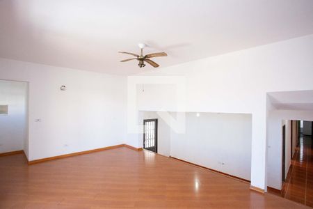 Sala de TV de casa para alugar com 3 quartos, 198m² em Conceição, Diadema