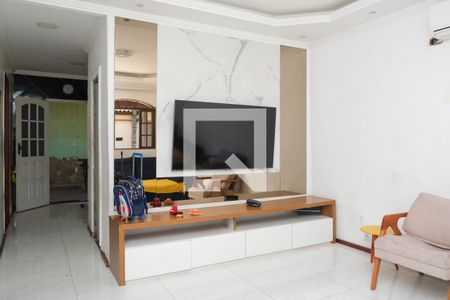 Casa para alugar com 3 quartos, 124m² em Brasil, Nova Iguaçu