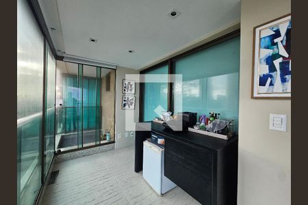 Apartamento para alugar com 3 quartos, 320m² em Barra, Salvador