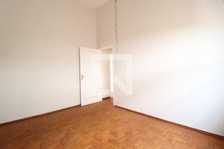 Suíte de casa para alugar com 4 quartos, 180m² em Centro, Uberlândia