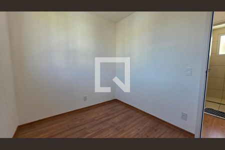 Quarto de apartamento para alugar com 2 quartos, 41m² em Serra Dourada, Vespasiano
