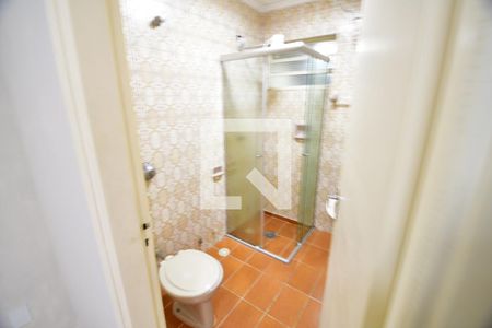 Banheiro de apartamento à venda com 1 quarto, 38m² em Centro, Campinas