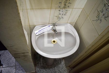 Banheiro de casa à venda com 2 quartos, 178m² em Vila Carrão, São Paulo