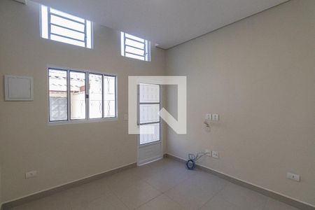 Sala e Cozinha  de casa para alugar com 2 quartos, 100m² em Vila Clara, São Paulo