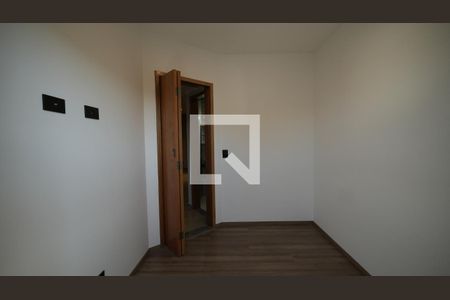 Quarto 1 de apartamento para alugar com 2 quartos, 46m² em Vila Scarpelli, Santo André